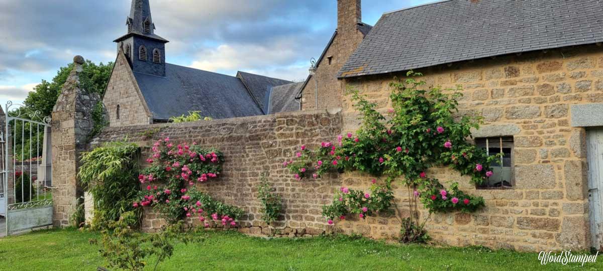 Dorfhaus in der Mayenne, Frankreich